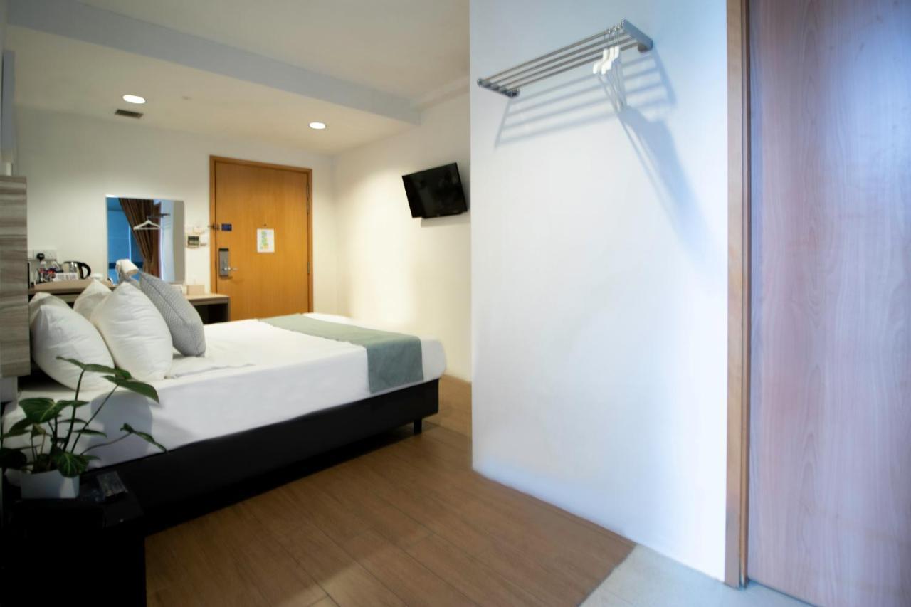 Victoria Hotel A Nuve Group Collection Singapore Exterior photo